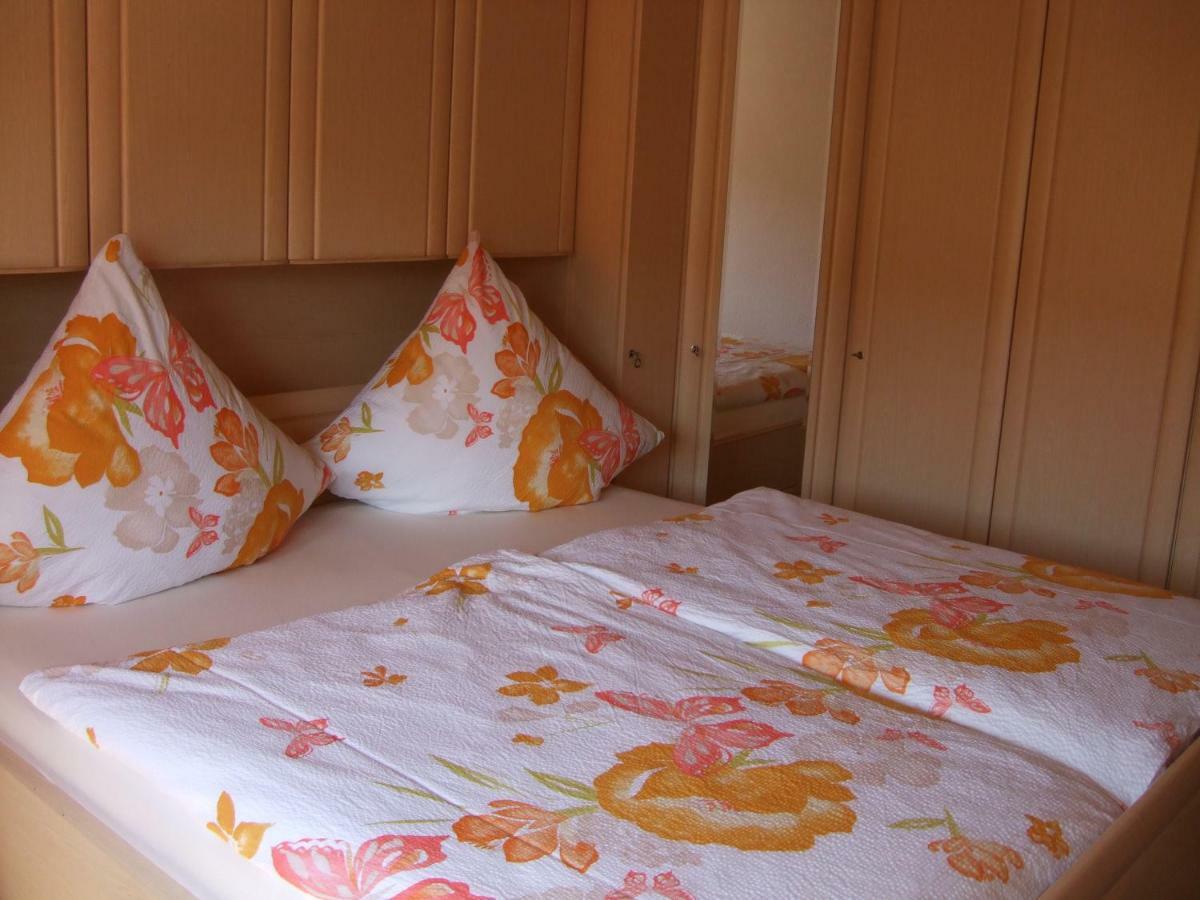Ferienwohnung Haus Steffen Zeltingen-Rachtig Bagian luar foto